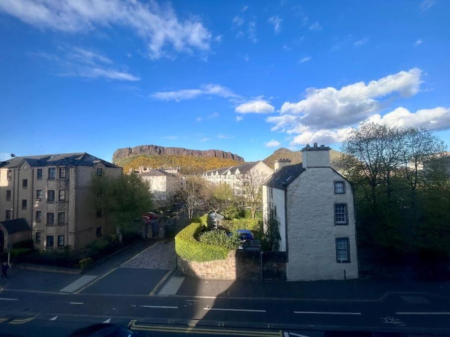 Edinburghs Arthurs Seat View Bagian luar foto